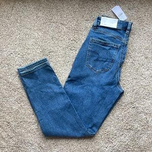American Eagle Mom Jean size 4